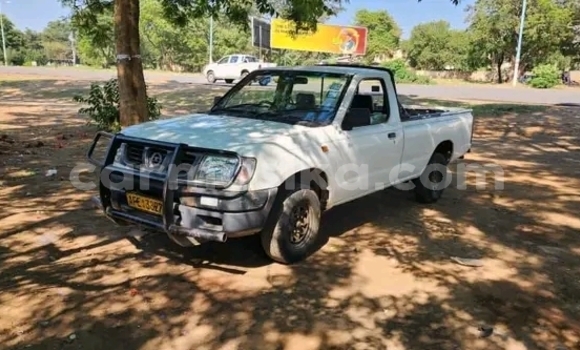 Acheter Occasion Voiture Nissan NP 300 Blanc à Harare, Harare Acheter Occasion Voiture Nissan NP 300 Blanc à Harare, Harare