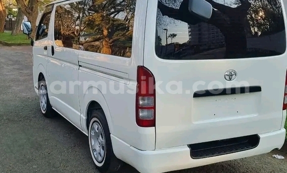 Acheter Occasion Voiture Toyota iQ Blanc à Harare, Harare Acheter Occasion Voiture Toyota iQ Blanc à Harare, Harare