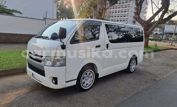 Acheter Occasion Voiture Toyota iQ Blanc à Harare, Harare Acheter Occasion Voiture Toyota iQ Blanc à Harare, Harare