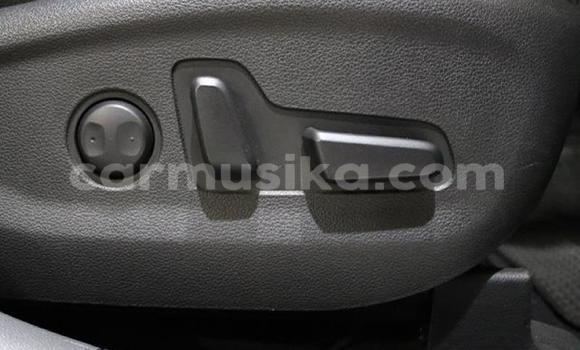 Buy Used Hyundai Tucson Blue Car in Beitbridge in Matabeleland South Buy Used Hyundai Tucson Blue Car in Beitbridge in Matabeleland South