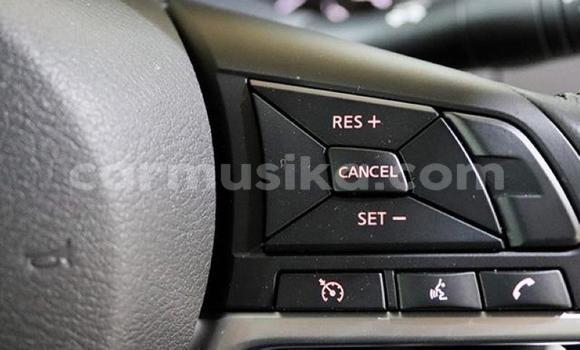 Buy Used Nissan Navara Red Car in Bulawayo in Bulawayo Buy Used Nissan Navara Red Car in Bulawayo in Bulawayo