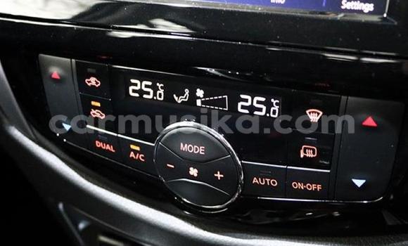 Buy Used Nissan Navara Red Car in Bulawayo in Bulawayo Buy Used Nissan Navara Red Car in Bulawayo in Bulawayo