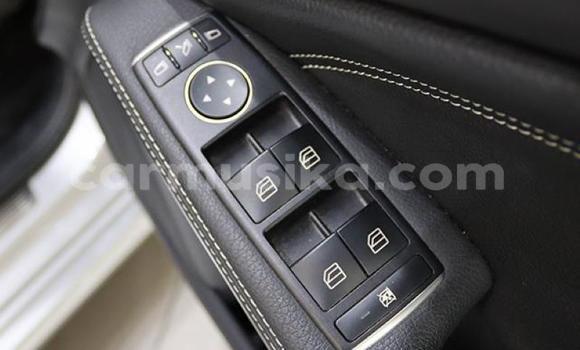 Buy Used Mercedes-Benz A200 Silver Car in Beitbridge in Matabeleland South Buy Used Mercedes-Benz A200 Silver Car in Beitbridge in Matabeleland South