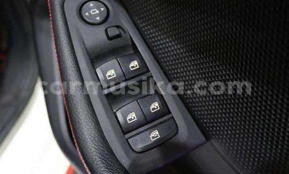 Buy Used BMW 1-Series White Car in Beitbridge in Matabeleland South Buy Used BMW 1-Series White Car in Beitbridge in Matabeleland South