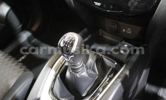 Buy Used Nissan X–Trail Silver Car in Beitbridge in Matabeleland South Buy Used Nissan X–Trail Silver Car in Beitbridge in Matabeleland South