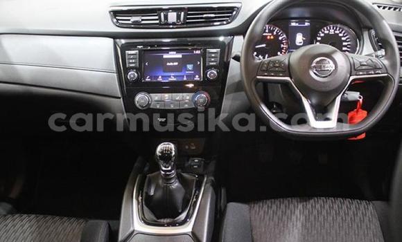 Buy Used Nissan X–Trail Silver Car in Beitbridge in Matabeleland South Buy Used Nissan X–Trail Silver Car in Beitbridge in Matabeleland South