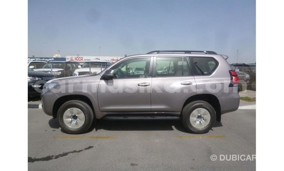 Nunua Imported Toyota Prado Nyingine Gari ndani ya Import - Dubai nchini Harare Nunua Imported Toyota Prado Nyingine Gari ndani ya Import - Dubai nchini Harare