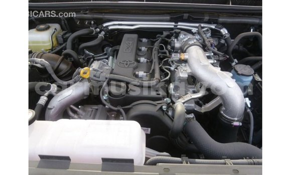 Nunua Imported Toyota Prado Nyingine Gari ndani ya Import - Dubai nchini Harare Nunua Imported Toyota Prado Nyingine Gari ndani ya Import - Dubai nchini Harare