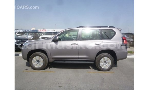 Nunua Imported Toyota Prado Nyingine Gari ndani ya Import - Dubai nchini Harare Nunua Imported Toyota Prado Nyingine Gari ndani ya Import - Dubai nchini Harare