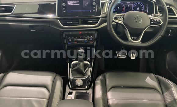 Acheter Occasion Voiture Volkswagen T-Roc Blanc à Harare, Harare Acheter Occasion Voiture Volkswagen T-Roc Blanc à Harare, Harare
