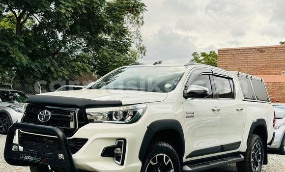 Buy New Toyota Hilux White Car in Harare in Harare Buy New Toyota Hilux White Car in Harare in Harare