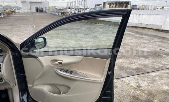 Acheter Occasion Voiture Toyota Corolla Noir à Beitbridge, Matabeleland South Acheter Occasion Voiture Toyota Corolla Noir à Beitbridge, Matabeleland South