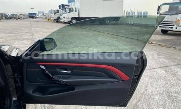 Acheter Occasion Voiture BMW 4-Series Noir à Beitbridge, Matabeleland South Acheter Occasion Voiture BMW 4-Series Noir à Beitbridge, Matabeleland South