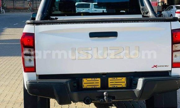 Buy Used Isuzu MU-X Other Car in Harare in Harare Buy Used Isuzu MU-X Other Car in Harare in Harare