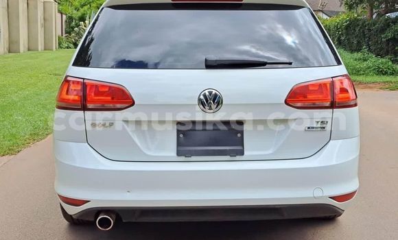 Acheter Occasion Voiture Volkswagen Arteon Rouge à Harare, Harare Acheter Occasion Voiture Volkswagen Arteon Rouge à Harare, Harare