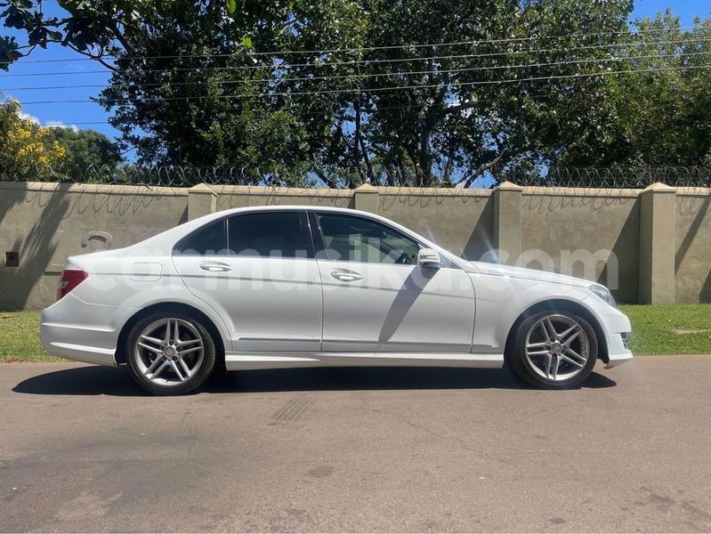 Big with watermark mercedes benz a200 harare harare 35179