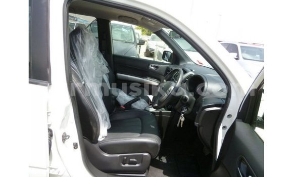 Nunua Imported Nissan Evalia Nyeupe Lori ndani ya Import - Dubai nchini Harare Nunua Imported Nissan Evalia Nyeupe Lori ndani ya Import - Dubai nchini Harare