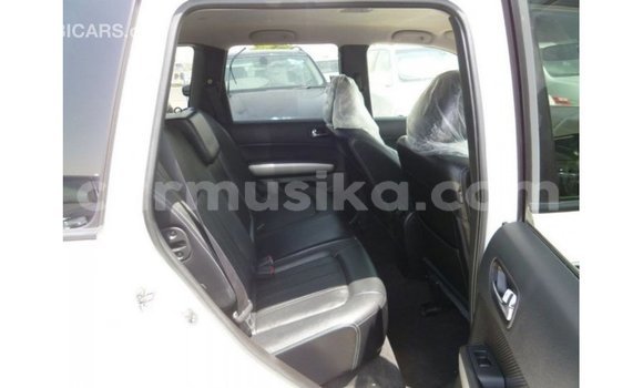 Nunua Imported Nissan Evalia Nyeupe Lori ndani ya Import - Dubai nchini Harare Nunua Imported Nissan Evalia Nyeupe Lori ndani ya Import - Dubai nchini Harare