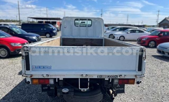 Tenga Tsaru Mitsubishi Canter Chena Rori in Beitbridge in Matabeleland South Tenga Tsaru Mitsubishi Canter Chena Rori in Beitbridge in Matabeleland South