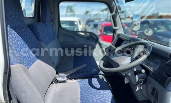 Tenga Tsaru Mitsubishi Canter Chena Rori in Beitbridge in Matabeleland South Tenga Tsaru Mitsubishi Canter Chena Rori in Beitbridge in Matabeleland South