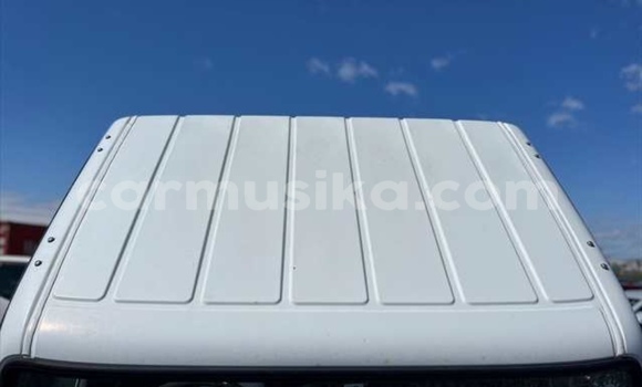 Tenga Tsaru Mitsubishi Canter Chena Rori in Beitbridge in Matabeleland South Tenga Tsaru Mitsubishi Canter Chena Rori in Beitbridge in Matabeleland South