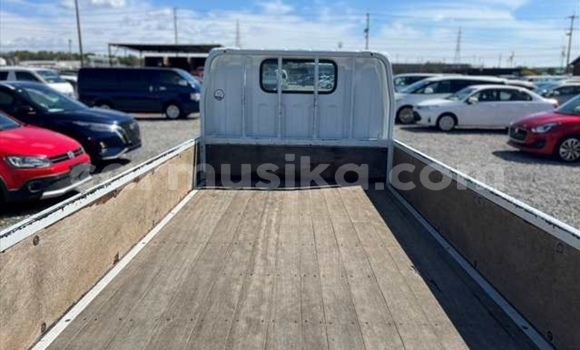 Tenga Tsaru Mitsubishi Canter Chena Rori in Beitbridge in Matabeleland South Tenga Tsaru Mitsubishi Canter Chena Rori in Beitbridge in Matabeleland South