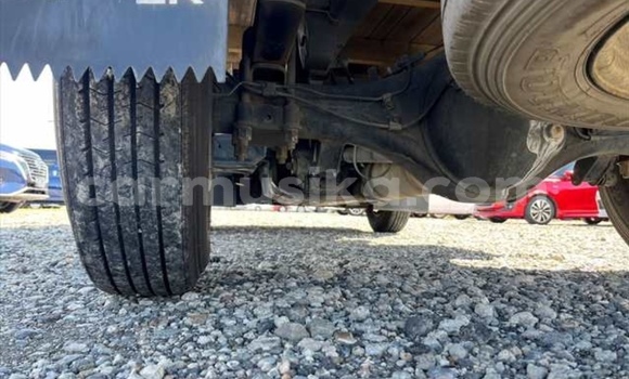 Tenga Tsaru Mitsubishi Canter Chena Rori in Beitbridge in Matabeleland South Tenga Tsaru Mitsubishi Canter Chena Rori in Beitbridge in Matabeleland South