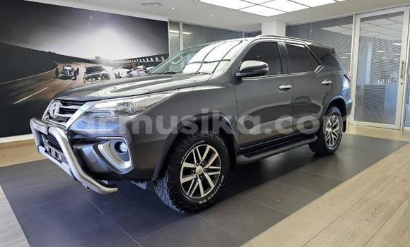 Buy Used Toyota Fortuner Silver Car in Harare in Harare Buy Used Toyota Fortuner Silver Car in Harare in Harare