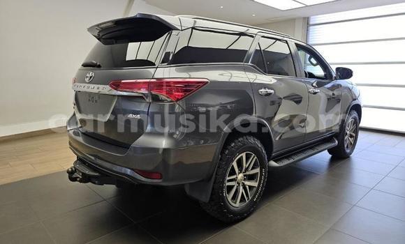 Buy Used Toyota Fortuner Silver Car in Harare in Harare Buy Used Toyota Fortuner Silver Car in Harare in Harare