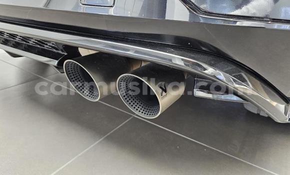 Buy Used Volkswagen Golf R Black Car in Bulawayo in Bulawayo Buy Used Volkswagen Golf R Black Car in Bulawayo in Bulawayo