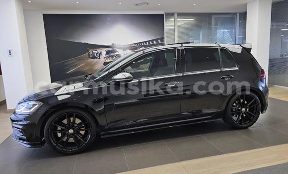 Buy Used Volkswagen Golf R Black Car in Bulawayo in Bulawayo Buy Used Volkswagen Golf R Black Car in Bulawayo in Bulawayo