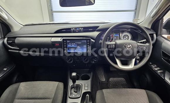 Buy Used Toyota Hilux White Car in Harare in Harare Buy Used Toyota Hilux White Car in Harare in Harare