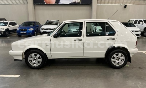 Tenga Tsaru Volkswagen Golf Chena Mota in Beitbridge in Matabeleland South Tenga Tsaru Volkswagen Golf Chena Mota in Beitbridge in Matabeleland South