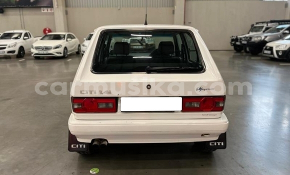 Tenga Tsaru Volkswagen Golf Chena Mota in Beitbridge in Matabeleland South Tenga Tsaru Volkswagen Golf Chena Mota in Beitbridge in Matabeleland South