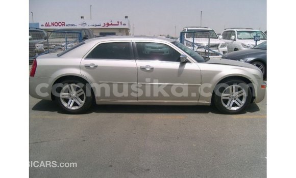 Buy Import Chrysler 300 Beige Car in Import - Dubai in Harare Buy Import Chrysler 300 Beige Car in Import - Dubai in Harare