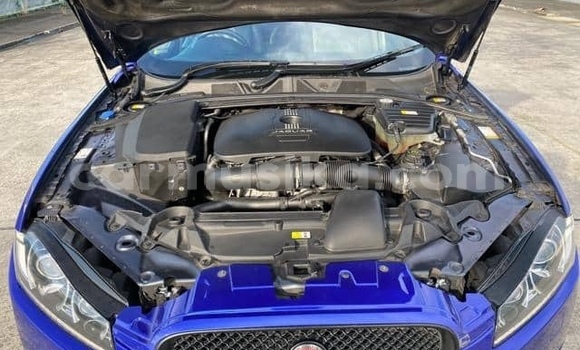 Buy Used Jaguar XF Blue Car in Beitbridge in Matabeleland South Buy Used Jaguar XF Blue Car in Beitbridge in Matabeleland South