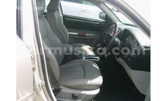 Buy Import Chrysler 300 Beige Car in Import - Dubai in Harare Buy Import Chrysler 300 Beige Car in Import - Dubai in Harare