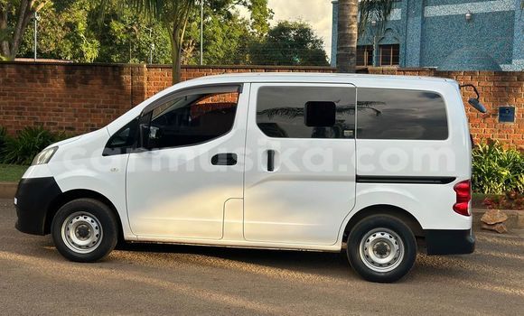 Nunua Ilio tumika Nissan NV200 Nyingine Gari ndani ya Harare nchini Harare Nunua Ilio tumika Nissan NV200 Nyingine Gari ndani ya Harare nchini Harare
