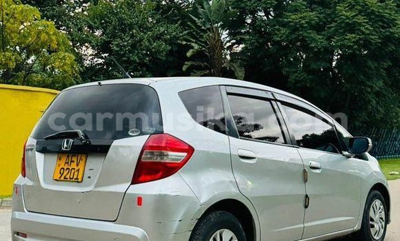 Nunua Ilio tumika Honda Fit Nyingine Gari ndani ya Harare nchini Harare Nunua Ilio tumika Honda Fit Nyingine Gari ndani ya Harare nchini Harare