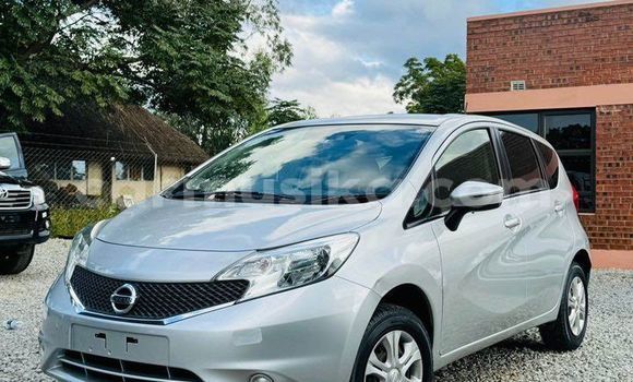 Nunua Ilio tumika Nissan Note Nyingine Gari ndani ya Harare nchini Harare Nunua Ilio tumika Nissan Note Nyingine Gari ndani ya Harare nchini Harare