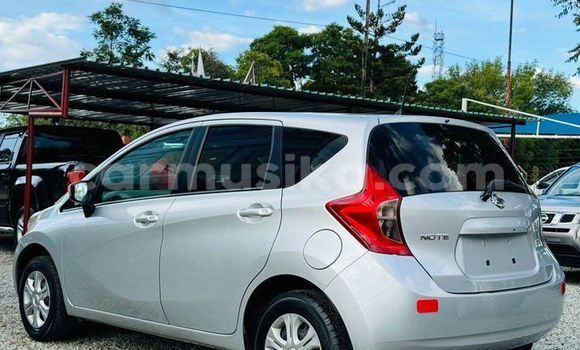 Nunua Ilio tumika Nissan Note Nyingine Gari ndani ya Harare nchini Harare Nunua Ilio tumika Nissan Note Nyingine Gari ndani ya Harare nchini Harare