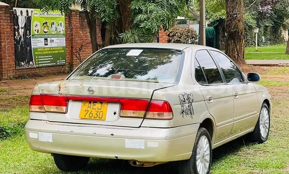 Tenga Tsaru Nissan Sunny Zvimwe Mota in Harare in Harare