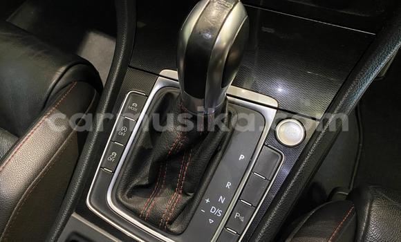 Acheter Occasion Voiture Volkswagen Golf Rouge à Beitbridge, Matabeleland South Acheter Occasion Voiture Volkswagen Golf Rouge à Beitbridge, Matabeleland South