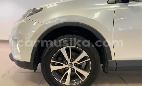 Tenga Tsaru Toyota RAV4 Chena Mota in Beitbridge in Matabeleland South Tenga Tsaru Toyota RAV4 Chena Mota in Beitbridge in Matabeleland South