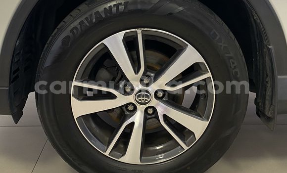 Tenga Tsaru Toyota RAV4 Chena Mota in Beitbridge in Matabeleland South Tenga Tsaru Toyota RAV4 Chena Mota in Beitbridge in Matabeleland South