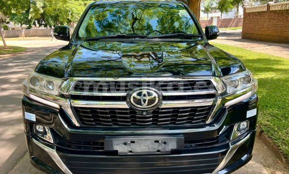 Nunua Ilio tumika Toyota Land Cruiser Prado Nyeusi Gari ndani ya Beitbridge nchini Matabeleland Kusini