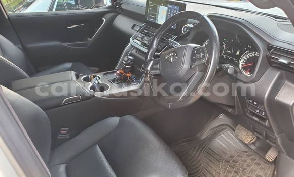 Tenga Tsaru Toyota Land Cruiser Chena Mota in Belvedere in Harare Tenga Tsaru Toyota Land Cruiser Chena Mota in Belvedere in Harare