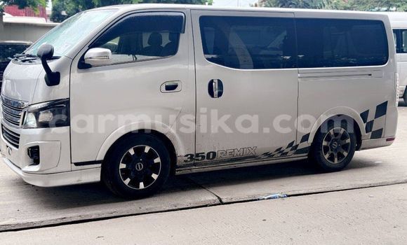 Tenga Tsaru Nissan Nv350 Zvimwe Mota in Beitbridge in Matabeleland South