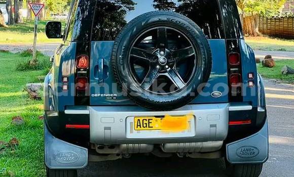 Tenga Tsaru Land Rover Defender Zvimwe Mota in Bindura in Mashonaland yePakati Tenga Tsaru Land Rover Defender Zvimwe Mota in Bindura in Mashonaland yePakati