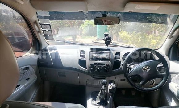 Tenga Tsaru Toyota Hilux Zvimwe Mota in Belvedere in Harare Tenga Tsaru Toyota Hilux Zvimwe Mota in Belvedere in Harare